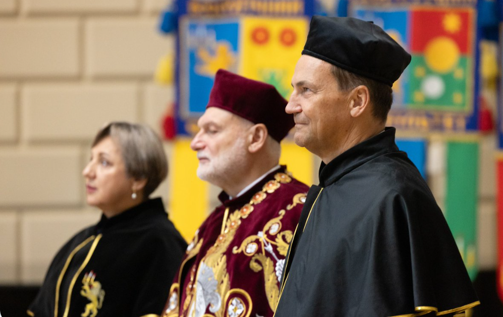 Lwów uhonorował ministra Sikorskiego: „Jeden z najwybitniejszych dyplomatów współczesności”