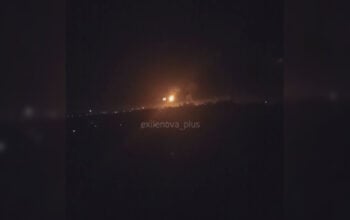 Strategiczne obiekty w ogniu! Uderzyli pod osłoną nocy [FILM]