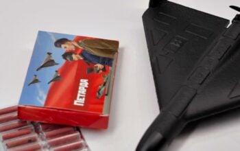 W Rosji sprzedają zabawkowe Shahedy! Wybuchają (WIDEO)