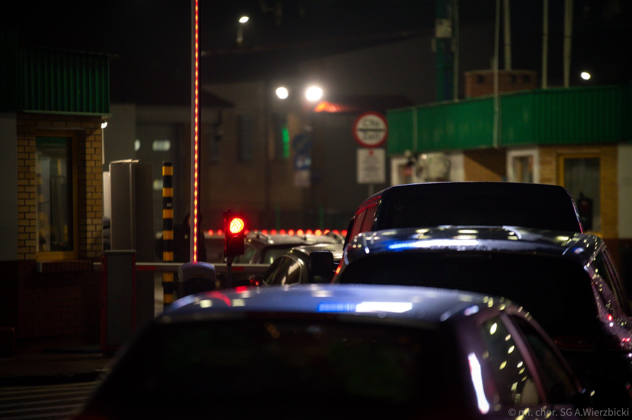 Wjeżdżasz do Polski? Koniec kontroli po staremu. Rewolucja w Kuźnicy i Bobrownikach