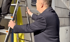 Nowy przewodniczący izby niższej czeskiego parlamentu usunął flagę Ukrainy (WIDEO)