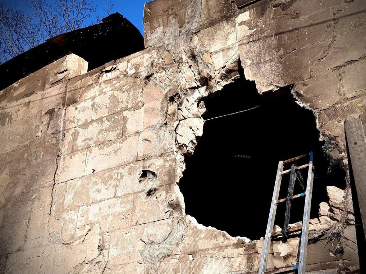 Zniszczenia po rosyjskim ataku dronowym w Odessie