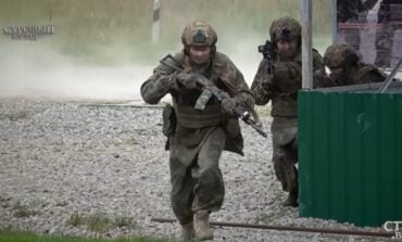 Maskarada Łukaszenki. Białoruś gotowa ruszyć na Ukrainę pod pretekstem sił pokojowych