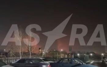 Potężne uderzenie! Na cel wzięli fabrykę samolotów [WIDEO]