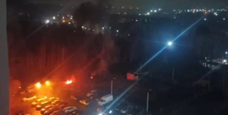 „Deszcz ognia” spadł na miasto (WIDEO)