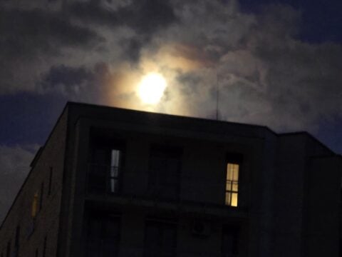 Uwaga. Polska wprowadza nową kategorię wiz typu D. Zaskakujące, kto trafił na listę uprzywilejowanych