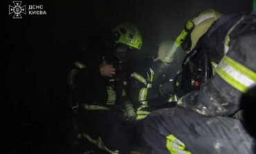 Trwają negocjacje, a Rosjanie urządzają piekło w Kijowie. Wiele ofiar śmiertelnych