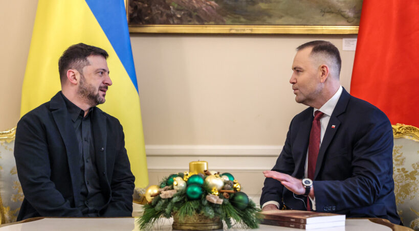 Prezydenci Polski i Ukrainy rozmawiali „w cztery oczy”. Po nich odbyły się rozmowy delegacji pod przewodnictwem Karola Nawrockiego i Wołodymyra Zełenskiego. W Pałacu Prezydenckim zakończyła się konferencja prasowa obu przywódców.