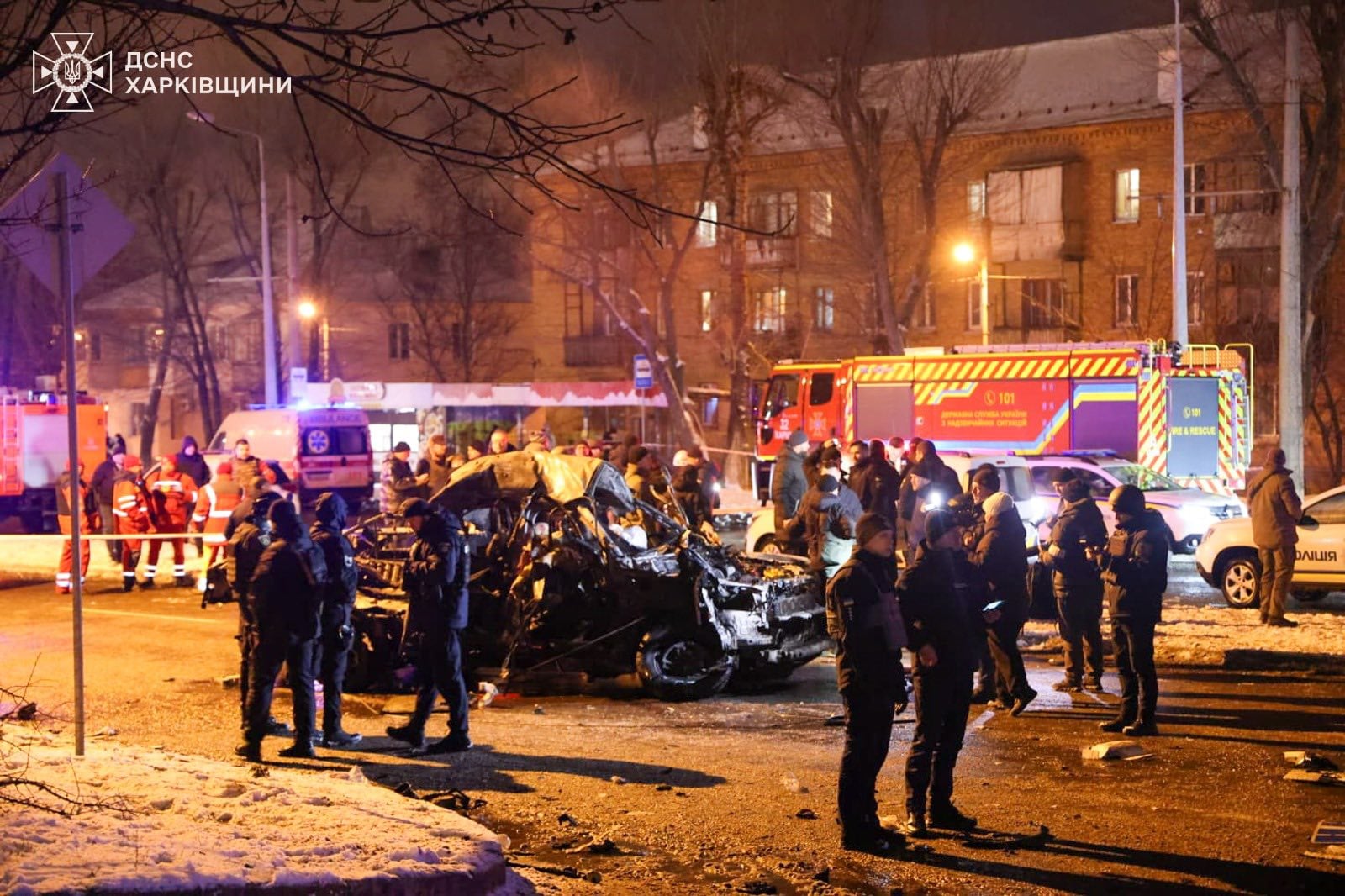 Akcja ratownicza w Charkowie po rosyjskim ataku bombowym