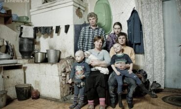 Rakiety zamiast chleba. Ludzie szykują się na głodne lata