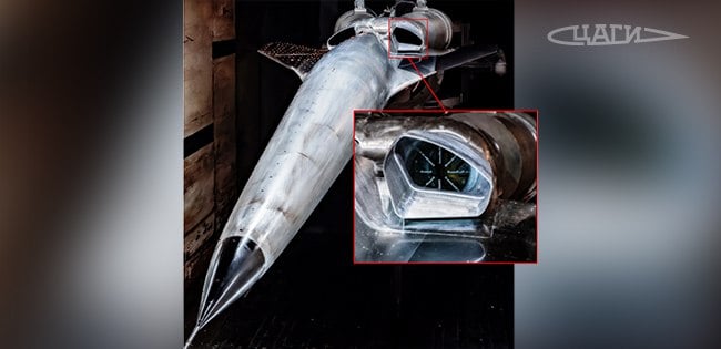 Model rosyjskiego naddźwiękowego samolotu pasażerskiego