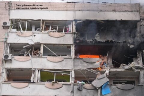 Rosyjski atak na Zaporoże. Jest wielu rannych i ludzie pod gruzami