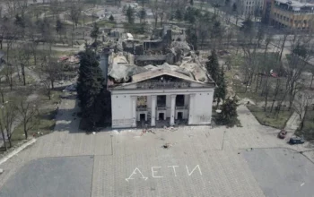 Choinka, tańce i przemówienie Putina. Wszystko to w miejscu, które spłynęło krwią setek ukraińskich cywilów