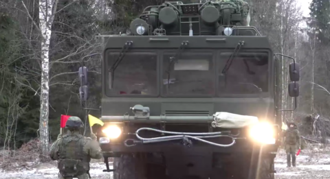 „Oresznik” w gotowości na Białorusi. System zdolny do ataku jądrowego wchodzi do gry (WIDEO)