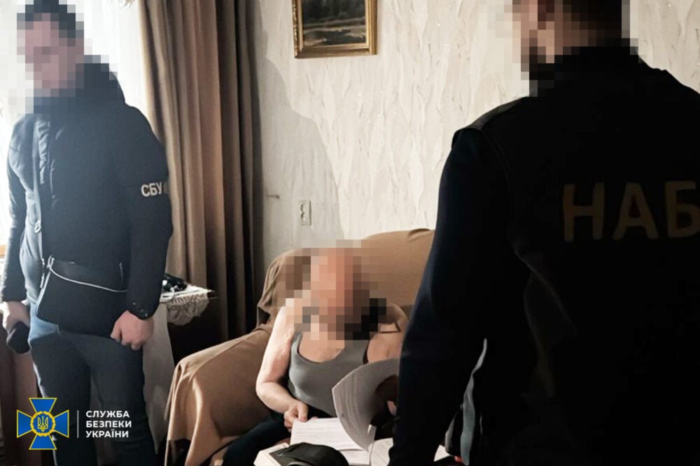 Zatrzymanie przez służby podejrzanych o defraudację. Fot: ssu.gov.ua