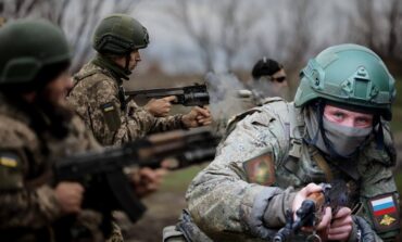 Rozbili cały pułk! Błyskawiczna operacja. "Jest wielu jeńców" (WIDEO)