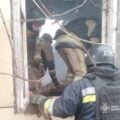Akcja ratownicza w Krzywym Rogu po rosyjskim ataku dronowo-rakietowym