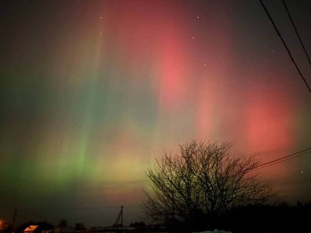 Zorza polarna. Fot:; @nadvorie
