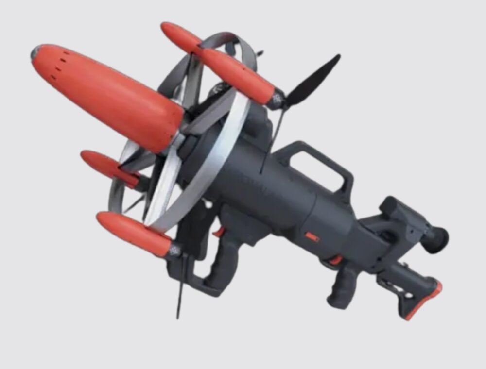 Białoruski żołnierz testuje rosyjski dron przechwytujący „Mołot”. Luty 2026. Źródło: Ministerstwo Obrony Białorusi