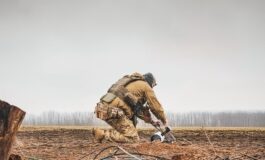 Tną jak leci. Jak ukraińscy żołnierze zwalczają drony światłowodowe?