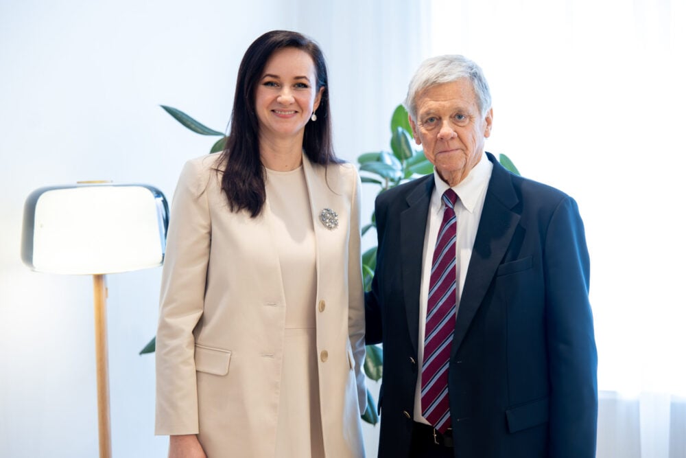 Inga Ruginienė i John Cole. Fot: x.com/IRuginiene