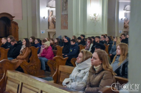 Msze św. na Białorusi po polsku czy po rosyjsku. Dyskusja wiernych w sieci