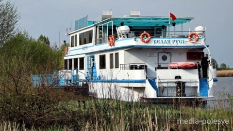 Rejs po Polesiu, ale ceny z kosmosu! Plus… seks na bagnach. I to z kim