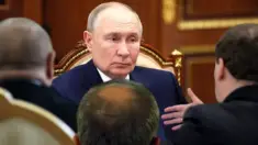 Putin przepowiedział swoją przyszłość: „Mnie i tak p…….” Putin przepowiedział swoją przyszłość: „Mnie i tak p…….”